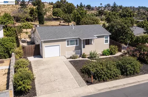View/Area - 201 Navone St, Vallejo, CA 94591 photo 1 of 2