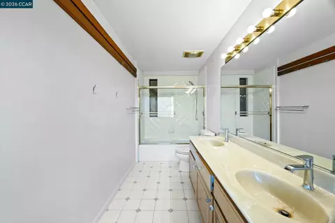 Bath - 3822 Quail Ridge Rd, Lafayette, CA 94549 photo 4 of 6
