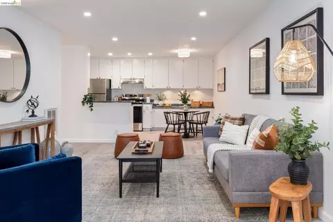 567 Oakland Ave #211, Oakland, CA 94611