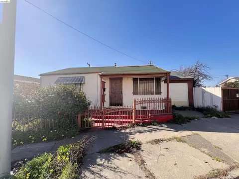 331 S 50th St, Richmond, CA 94804