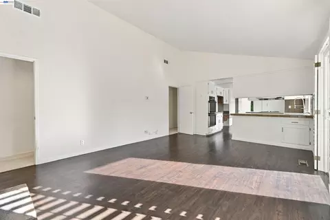 Living - 11 Ray Ct, Alamo, CA 94507 photo 9 of 11