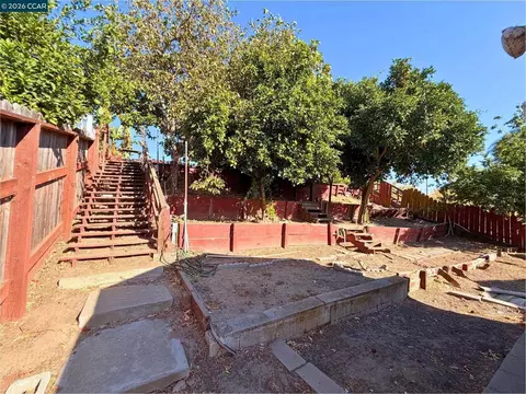 Exterior - 4412 Sandmound Blvd, Oakley, CA 94561 photo 9 of 12