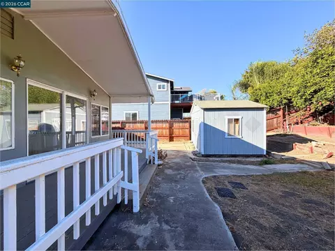 Exterior - 4412 Sandmound Blvd, Oakley, CA 94561 photo 5 of 12