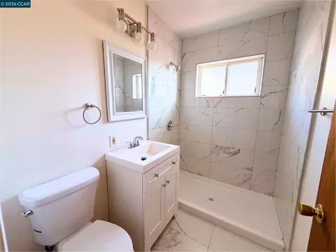 Bath - 4412 Sandmound Blvd, Oakley, CA 94561 photo 1 of 2