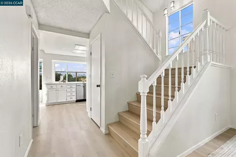 Entry Way - 202 Oneil Cir, Hercules, CA 94547 photo 1 of 2