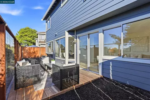 Exterior - 202 Oneil Cir, Hercules, CA 94547 photo 2 of 4