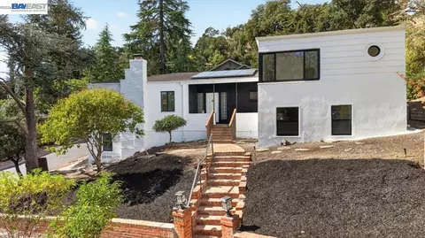 3890 Serrano St, Martinez, CA 94553