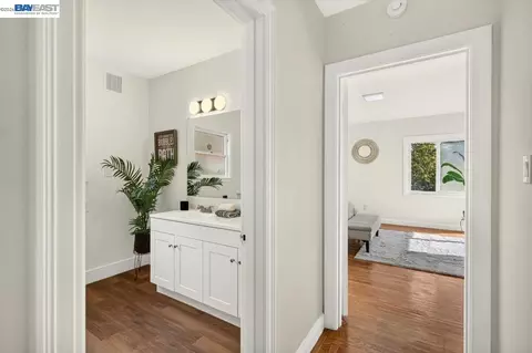 Entry Way - 3890 Serrano St, Martinez, CA 94553 photo 5 of 5