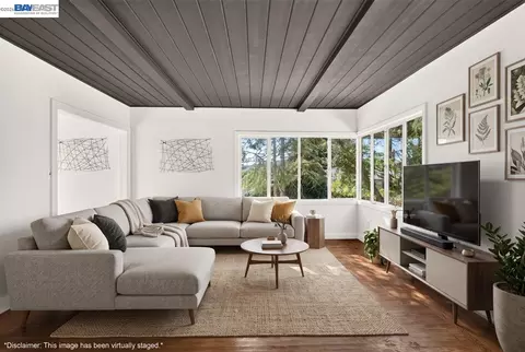 Living - 3890 Serrano St, Martinez, CA 94553 photo 6 of 6