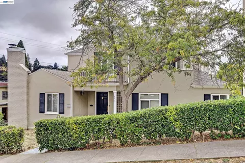553 Glenview Ave, Oakland, CA 94610