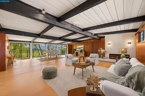 742 Miner Rd, Orinda, CA 94563