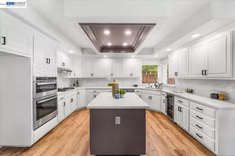 2172 Bess Ave, Livermore, CA 94550