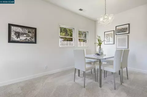 Dining - 433 Lassen Dr, Martinez, CA 94553 photo 4 of 4