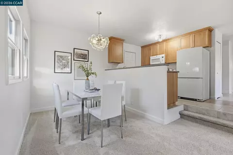 Dining - 433 Lassen Dr, Martinez, CA 94553 photo 1 of 4