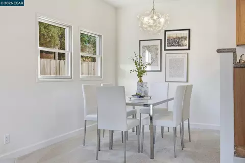 Dining - 433 Lassen Dr, Martinez, CA 94553 photo 2 of 4