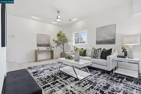 Living - 433 Lassen Dr, Martinez, CA 94553 photo 1 of 8