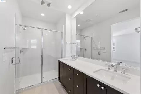 Bath - 4101 Byrne St, Dublin, CA 94568 photo 2 of 2