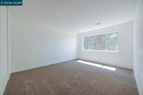 Bedroom - 200 Oriole Ct, Hercules, CA 94547 photo 4 of 4