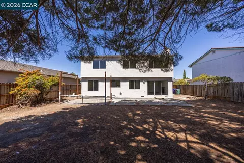 Exterior - 200 Oriole Ct, Hercules, CA 94547 photo 5 of 5