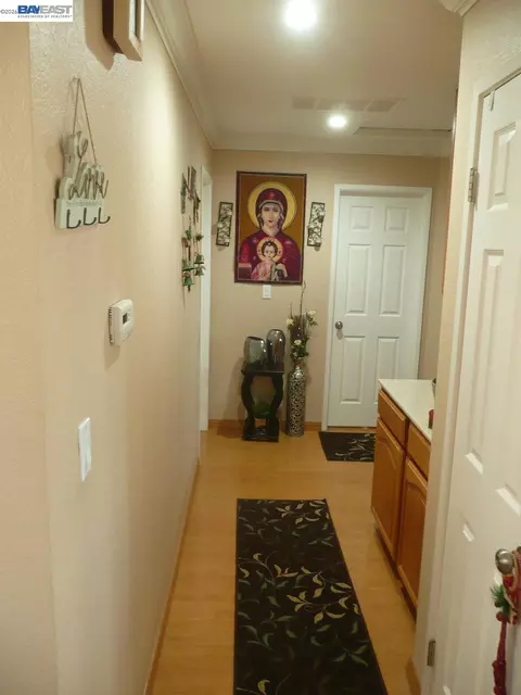 Entry Way - 3253 Jamie Way, Fairview, CA 94541 photo 2 of 3