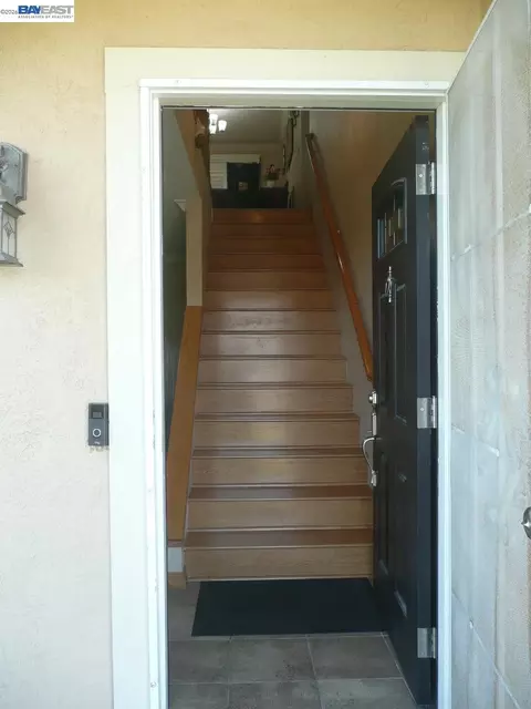 Entry Way - 3253 Jamie Way, Fairview, CA 94541 photo 1 of 3