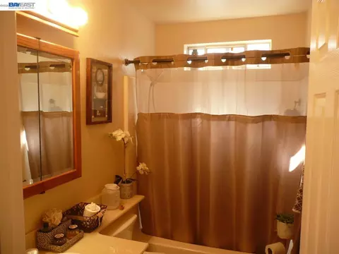 Bath - 3253 Jamie Way, Fairview, CA 94541 photo 1 of 2