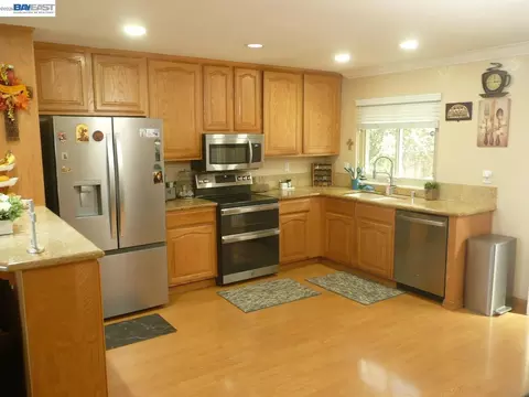 Kitchen - 3253 Jamie Way, Fairview, CA 94541 photo 1 of 2