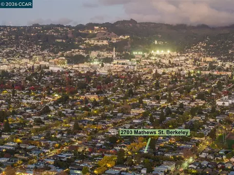 View/Area - 2703 Mathews St, Berkeley, CA 94702 photo 1 of 7