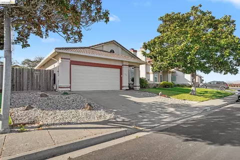 512 Catalina Cir, Vallejo, CA 94589