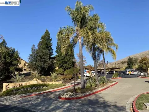 725 Watson Canyon Ct #115, San Ramon, CA 94582
