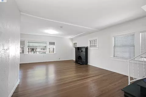 Living - 1646 51st Ave, Oakland, CA 94601 photo 4 of 4
