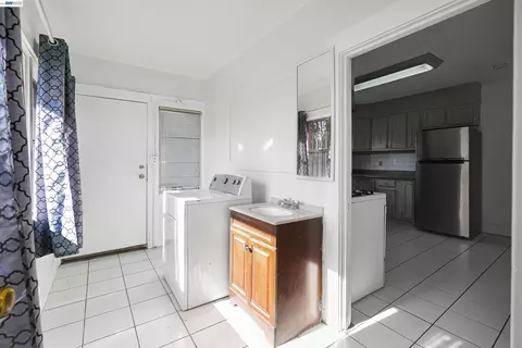 Other - 1646 51st Ave, Oakland, CA 94601 photo 4 of 10