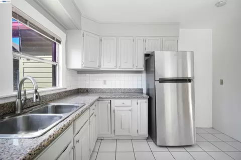 Kitchen - 1646 51st Ave, Oakland, CA 94601 photo 2 of 4