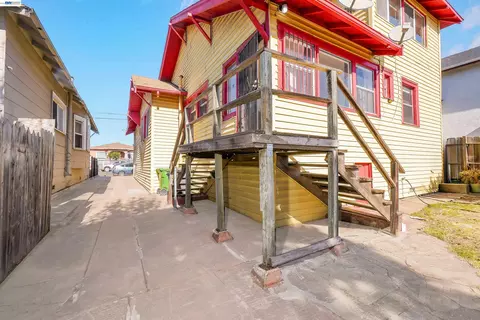 Exterior - 1646 51st Ave, Oakland, CA 94601 photo 12 of 13