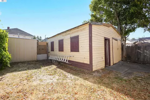 Exterior - 1646 51st Ave, Oakland, CA 94601 photo 10 of 13