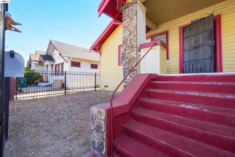 Exterior - 1646 51st Ave, Oakland, CA 94601 photo 4 of 13