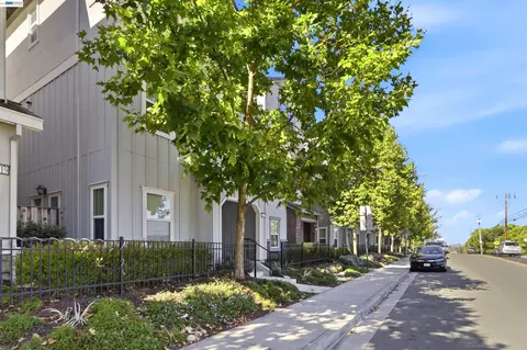 Exterior - 24217 2nd St, Hayward, CA 94541 photo 6 of 9