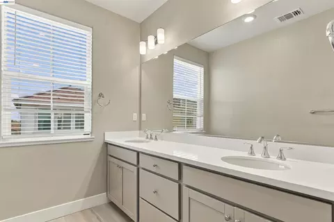 Other - 24217 2nd St, Hayward, CA 94541 photo 5 of 11