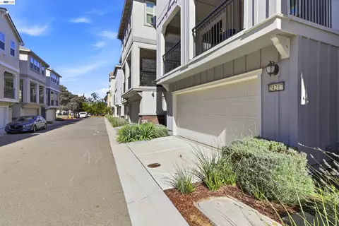 Exterior - 24217 2nd St, Hayward, CA 94541 photo 2 of 9