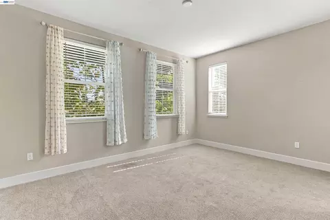 Bedroom - 24217 2nd St, Hayward, CA 94541 photo 5 of 10