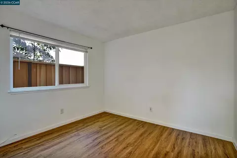 Bedroom - 156 E Trident Dr, Pittsburg, CA 94565 photo 9 of 11