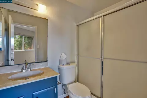 Bath - 156 E Trident Dr, Pittsburg, CA 94565 photo 2 of 2