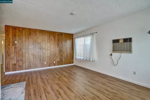 Living - 156 E Trident Dr, Pittsburg, CA 94565 photo 1 of 5