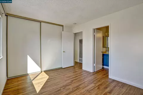 Bedroom - 156 E Trident Dr, Pittsburg, CA 94565 photo 5 of 11