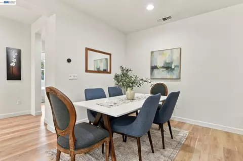 Dining - 1565 Mccandless Dr, Milpitas, CA 95035 photo 3 of 4