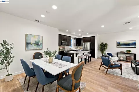 Dining - 1565 Mccandless Dr, Milpitas, CA 95035 photo 2 of 4