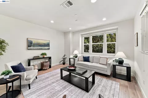Living - 1565 Mccandless Dr, Milpitas, CA 95035 photo 1 of 2