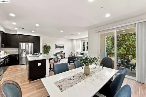 Dining - 1565 Mccandless Dr, Milpitas, CA 95035 photo 1 of 4