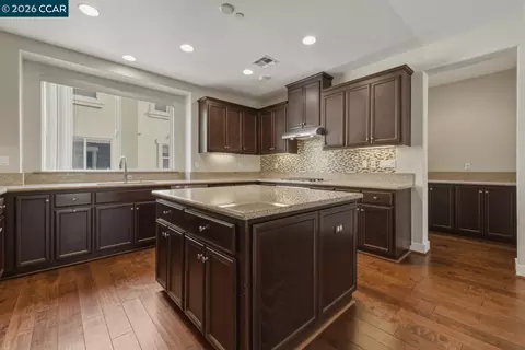 Kitchen - 6668 Adare Ln, Dublin, CA 94568 photo 3 of 5