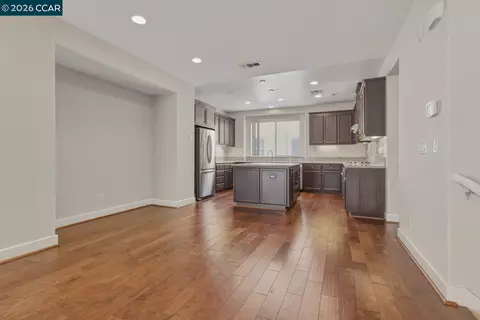 Living - 6668 Adare Ln, Dublin, CA 94568 photo 2 of 10